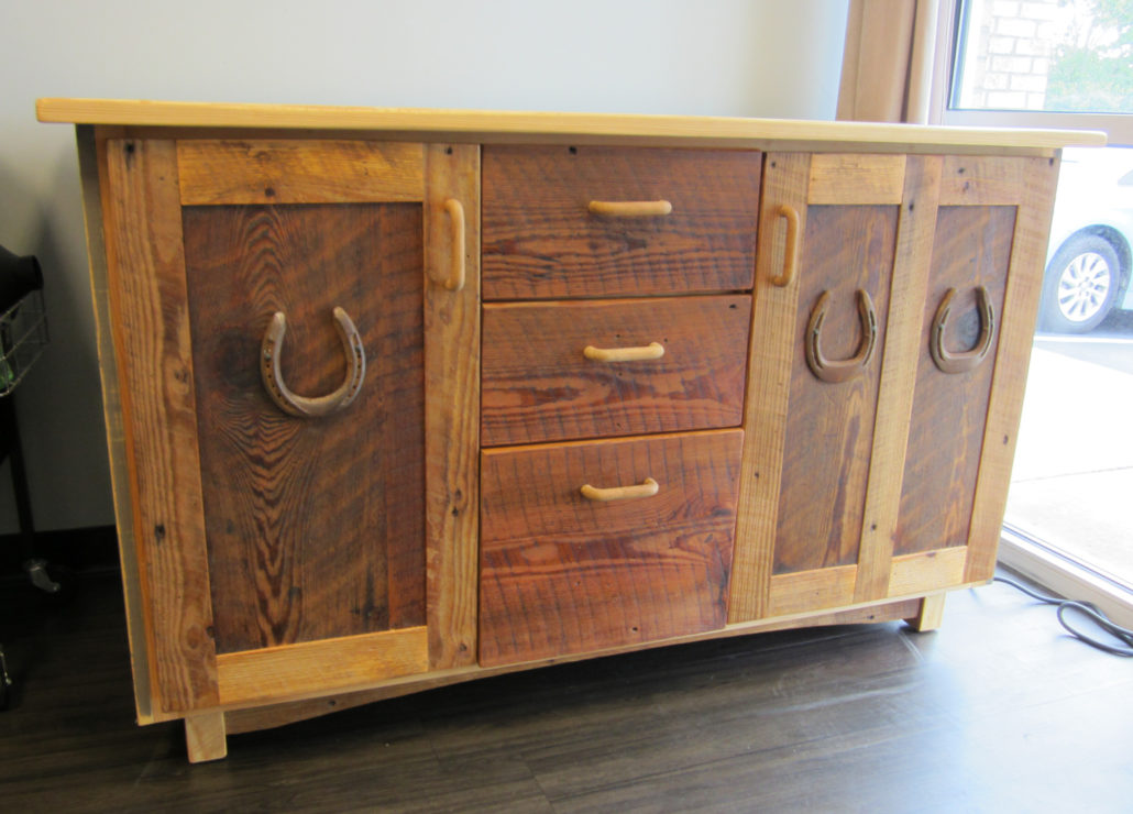 salon sideboard